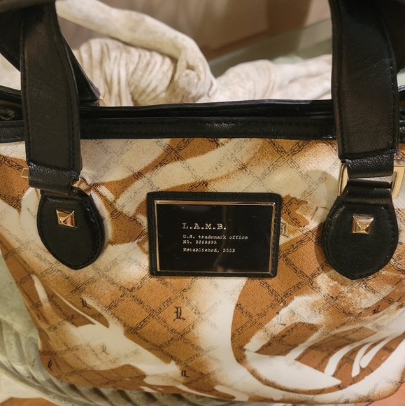 L.A.M.B. by Gwen Stefani Stencil Pattern Bag #421 - Picture 3 of 17